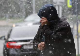 Cod galben de ploi, lapoviță și ninsori în 13 județe din România. Capitala este printre zonele vizate