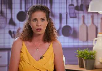 Chefi la cuțite, 2 decembrie 2025. Coralia Florescu a fost la un pas de moarte. Povestea de viață a concurentei i-a (…)