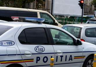 Bărbat împușcat de polițiști în Galați, după ce a atacat un agent cu o sabie! Scena s-a petrecut în curtea fostei (…)