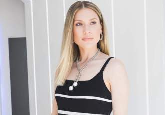 Săptămână grea pentru Tily Niculae. Radu, fiul actriței, va ajunge pe masa de operație pentru a doua oară