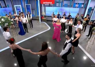 Claudia Ghițulescu, sărbătorită la „Petrecem în familie” cu Mirela Vaida