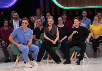 Andrușca de la Insula Iubirii, Adina Buzatu și Cristian Porcari dezbat la MediCOOL efectele stresului și lipsei de (…)