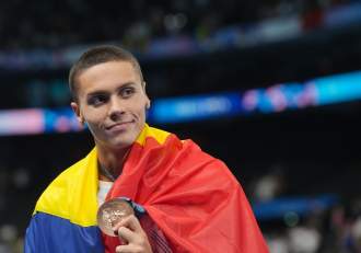 David Popovici a câștigat o nouă medalie de aur la Europenele de Nataţie U23. Campionul roman a scris istorie din nou