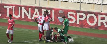 Șoc pentru Kopic! Titularul lui Dinamo s-a accidentat cu Tunari și pare a fi ceva foarte grav
