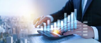 Crește economia în SUA? Iată ce spun experții!
