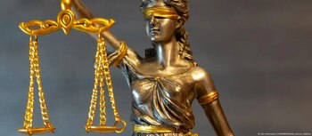 Juristocrația, un risc pentru România