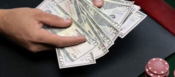 Senatul american aprobă 9 miliarde de dolari tăieri bugetare cerute de administraţia Trump