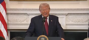 Trump: „Acum un an, am avut acea mare și frumoasă victorie. Aseară, nu mă așteptam să fie o victorie. Erau zone (…)