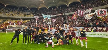 Portarul Aioani le-a scos peri albi dinamoviștilor. Rapid s-a impus într-un derby spectaculos