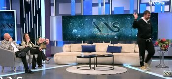 Nici prezentatorii nu l-au putut opri! Gabi Tamaș, derapaj intenționat în direct. Înjurături și gesturi obscene. „Am (…)