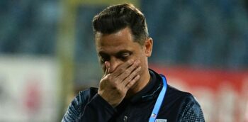 Culisele scandalului de la Universitatea Craiova. Cine sunt antrenorii susținuți pentru a-i lua locul lui Mirel (…)