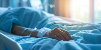 Tragedie în Brașov. O tânără a murit la o săptămână după ce a născut a doua oară