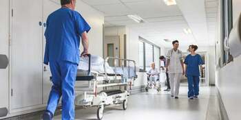 Asistentele medicale formate în România pot acum să ocupe posturi în sectorul public italian / Reguli mai clare, (…)