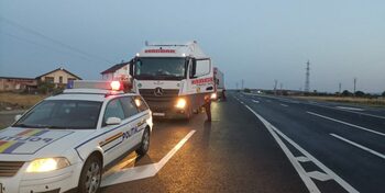(VIDEO) Acțiuni ale polițiștilor rutieri din Mehedinți pentru siguranța traficului