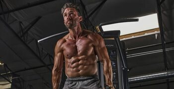A murit la 38 de ani, în timp ce încerca să-l slăbească 45 de kilograme în 200 de zile pe un bărbat, într-un concurs (…)