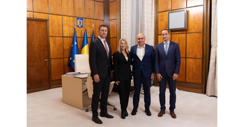 Nadia Comăneci și Mihai Covaliu, oaspeți ai premierului Ilie Bolojan la Palatul Victoria
