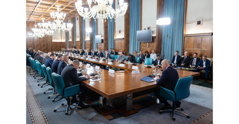 Premierul Ilie Bolojan nu susține creșterea salariului minim în 2026. Salariile bugetarilor ar rămâne înghețate anul (…)