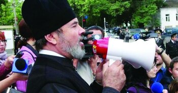 Cum va răspunde statul român solicitărilor Mitropoliei Basarabiei? Cum rezolvă România problema clericilor rusofili, (…)