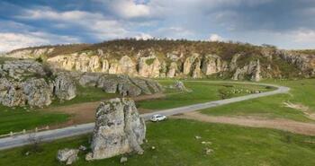 Fabuloasa Românie. Toamna în Dobrogea, când e mustul aşezat şi vremea de colindat