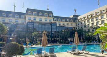 Teroriști printre turiști. Peste 150 de deținuți palestinieni eliberați din închisorile israeliene au fost cazați la (…)