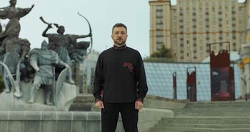 Zelenski, de Ziua Independenței, de pe Maidan: „Ucraina nu mai așteaptă gesturi de bunăvoință, are propria voință” (…)