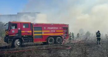 Alertă în Vâlcea! Un incendiu de vegetație a afectat patru hectare de teren