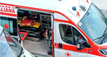 Un bătrân s-a înecat cu proteza, dar a fost salvat în ultimă instanță