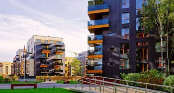 Cum poți extinde balconul la parter fără probleme legale. Ghid complet