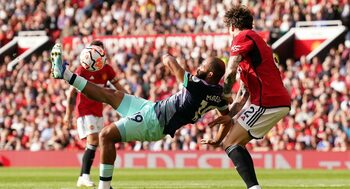 Manchester United a bătut palma pentru transferul de 82.000.000 de euro