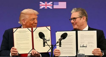 Firmele americane promit investiții de 150 de miliarde de lire sterline în Marea Britanie, odată cu semnarea (…)