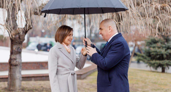 Guvernul, acuzat că finanțează cu milioane de euro campania Maiei Sandu din R. Moldova. PSD și PNL fac front comun (…)
