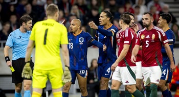 Arbitrul care i-a dat primul „roșu” din carieră lui Virgil van Dijk, delegat la Hacken – CFR Cluj