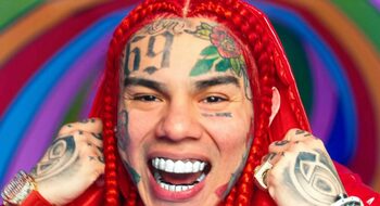 Casa lui Tekashi 6ix9ine a fost invadată de bărbați înarmați! Mama artistului care a cântat la ‘Beach, Please!’, (…)