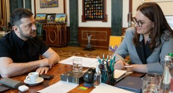 Iulia Svîrîdenko este oficial premierul Ucrainei. Ea a fost confirmată de Parlament cu majoritate covârșitoare de voturi