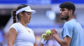 Carlos Alcaraz a ratat-o definitiv pe Emma Răducanu! Cine este noul bărbat din viața britanicei de origine română: (…)