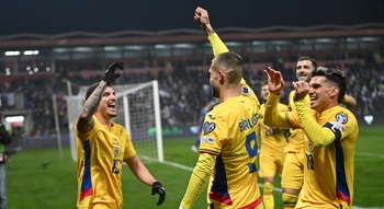 Gigi Becali a văzut gestul lui Bîrligea după golul cu Bosnia și a intervenit imediat să-l pună la punct