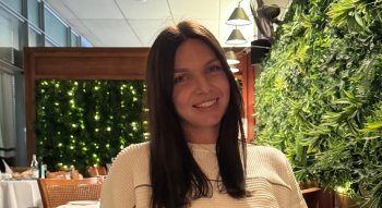 Simona Halep, gest neașteptat într-un restaurant din Dubai! Fostul lider WTA a scos telefonul și a început să-l (…)