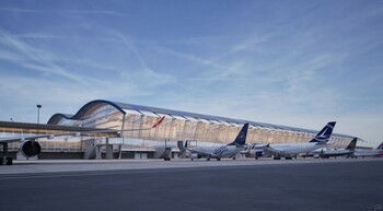 CNAB: A fost mărită capacitatea de parcare a aeronavelor; acces rapid pentru utilaje de handling