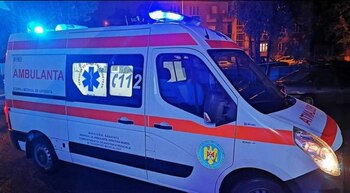O judecătoare pensionară de 51 de ani a ucis un om, cu mașina, în parcarea unui spital. Se pare că a încurcat comenzile
