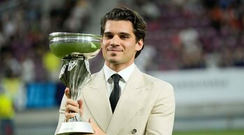 Giovanni Becali negociază marele tun! Transferul lui Ianis Hagi în Bundesliga e ca și făcut: „A fost la masă cu (…)