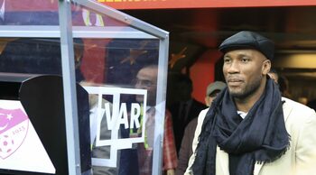 La ce nivel s-a ajuns! Didier Drogba a intervenit oficial pentru a se face transferul verii pe care Cristi Chivu l-a (…)