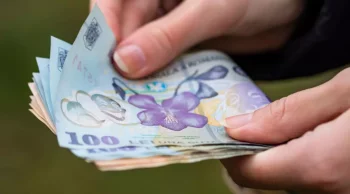 Cum poți să faci bani la 20 de ani, de pe telefon