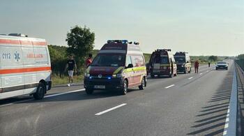 Autocar răsturnat pe A2, în județul Călărași: A fost activat Planul Roșu de Intervenție