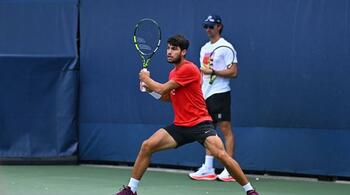 Alcaraz a anunțat că se retrage din finala Cupei Davis din cauza unei leziuni musculare