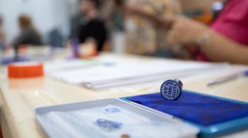 Alegeri București 2025: Secțiile de vot s-au deschis la ora 7.00. Peste 10.000 de bucureșteni au votat în prima (…)