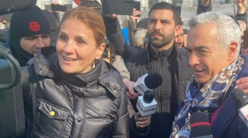 Anca Alexandrescu candidata susținută de AUR, la Primăria Capitalei se plânge că e urmărită