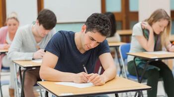 Bacalaureatul de toamnă: Rata de succes a crescut cu 3,5% după contestații
