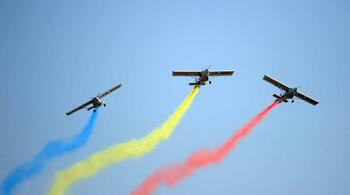 BIAS 2025. Mii de oameni au venit să vadă spectacolul aviatic de la Aeroportul Băneasa