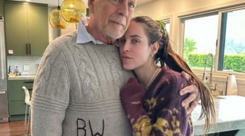 Veste foarte tristă despre Bruce Willis. Soția sa spune: „Creierul lui Bruce cedează, dar îl simțim încă alături de noi”