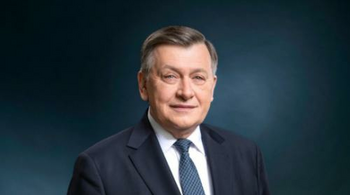 Crin Antonescu - ”Președintele lor (dl. Nicușor) stă ascuns în birou, în aceeași clădire cu defunctul onorat conform (…)
